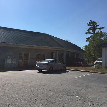 Bonaire Motel Hendersonville Zewnętrze zdjęcie